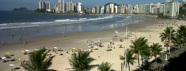 Praia de Pitangueiras is one of Sandra Gina Bozzeti'nin Beğendiği Mekanlar.