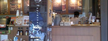 TOM N TOMS COFFEE is one of Must-visit Cafés in 서울특별시.