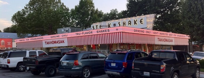 Steak 'n Shake is one of Laura : понравившиеся места.