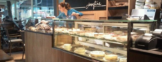 Josefine Cafe is one of สถานที่ที่บันทึกไว้ของ Çağlar.