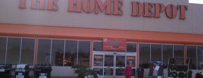 The Home Depot is one of Jeremy : понравившиеся места.