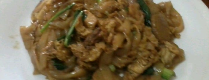 Mie Aseng Rawamangun is one of Jakarta Culinary.