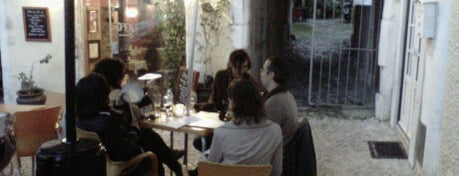 Canto da Vila is one of Lisboa ... restaurantes.
