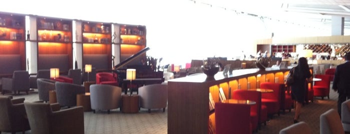 Airline lounges