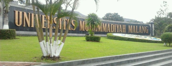 Universitas Muhammadiyah Malang is one of foot work.