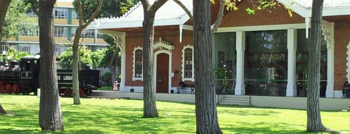 Parque Reducto No. 2 is one of Tempat yang Disukai Esteban.