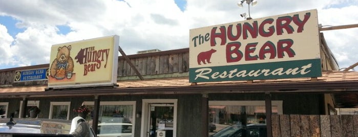 Hungry Bear is one of สถานที่ที่ Debra ถูกใจ.