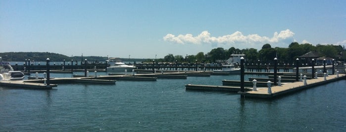 Mitchell Park Marina is one of Greenport Weekend.