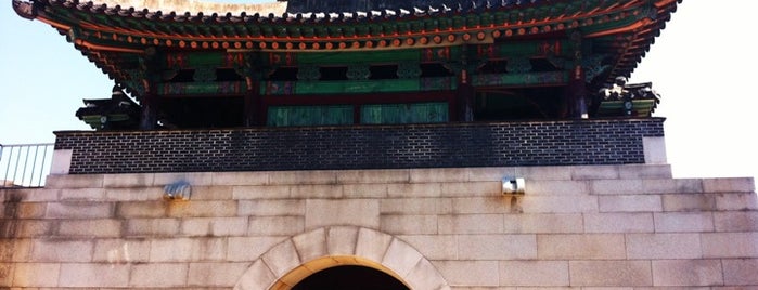 혜화문 is one of The Gates of Seoul.