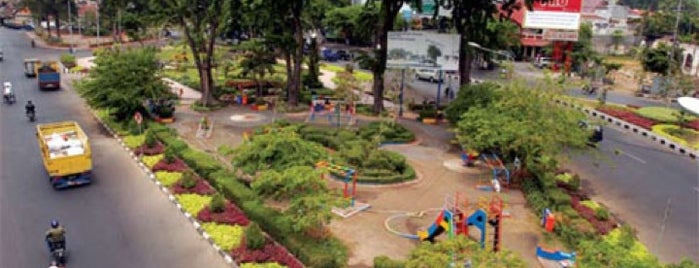Taman Sulawesi is one of Obyek Wisata di Surabaya.
