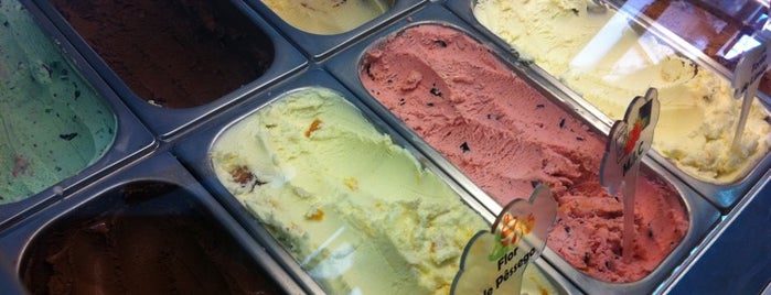 Monte Pelmo Italian Ice Cream is one of Floripa Golden Isle.