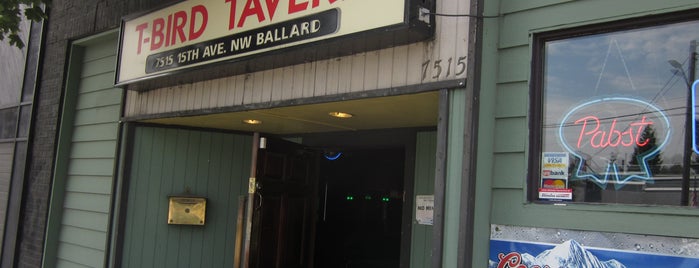 Thunderbird Tavern is one of Tempat yang Disukai Robby.