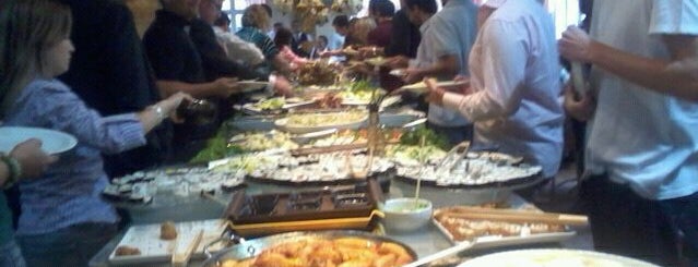 Palácio Buffet is one of Fernandoさんのお気に入りスポット.