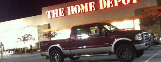 The Home Depot is one of Lugares favoritos de Super.