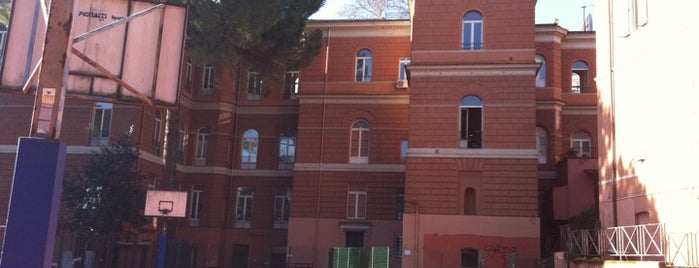 Liceo Kennedy is one of Scuole Superiori Romane.
