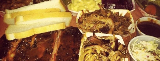 Mable's Smokehouse & Banquet Hall is one of Ribs.