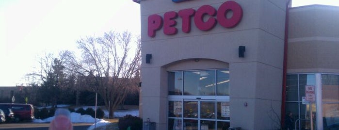 Petco is one of Alanさんのお気に入りスポット.