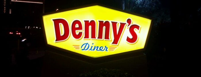 Denny's is one of Orte, die Jeff gefallen.