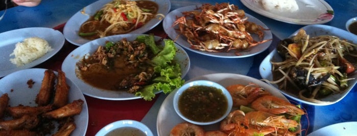 ส้มตำป้ามล is one of Pattaya Restaurant-2 Jomtien ジョムティエンのレストラン.