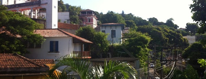 Santa Teresa is one of Pontos Turísticos no Rio de Janeiro.