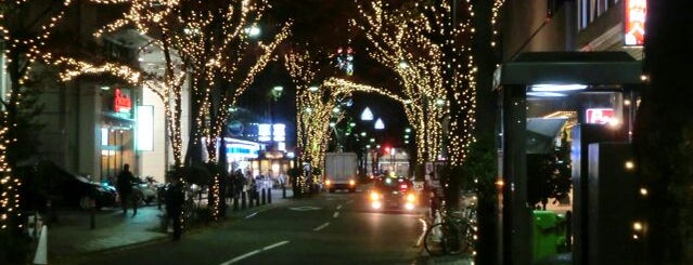 Arena-dori Street is one of MM.