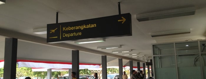H.A.S. Hanandjoeddin Airport (TJQ) is one of Airports in Sumatra & Java.