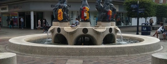 Commercial Road Fountain is one of European Vacation.