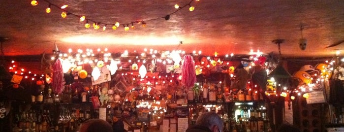 Kettle of Fish is one of Literary Bars in Manhattan.