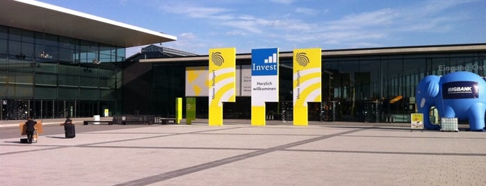 Internationales Congresscenter Stuttgart (ICS) is one of Lieux qui ont plu à Steffen.