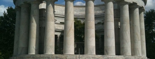 Harding Tomb is one of Presidential Burials.