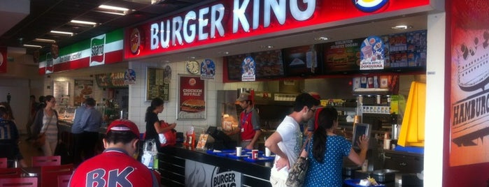 Burger King is one of Tempat yang Disukai Sezgin.