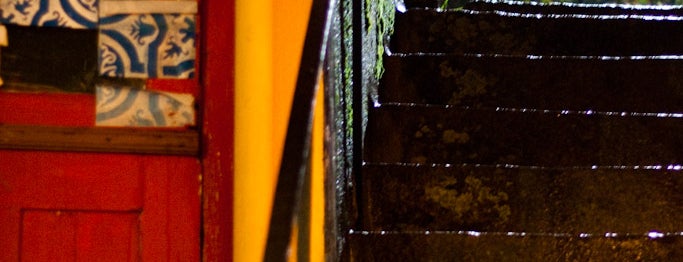 Velha-a-Branca is one of braga.