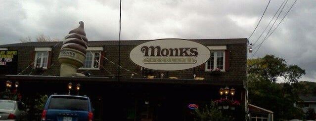 Monks Chocolates is one of Robbyn : понравившиеся места.