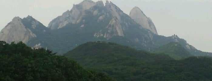칼바위능선 is one of Samgaksan Hike.