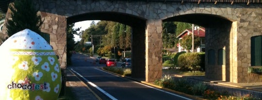 Pórtico de Gramado (Entrada Via Taquara) is one of Pontos Turísticos - Serra Gaúcha.