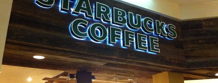 Starbucks is one of Katiaさんのお気に入りスポット.