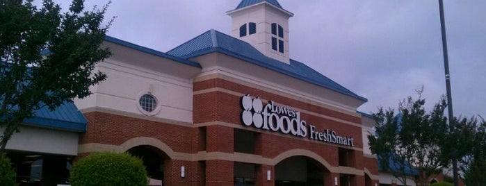 Lowes Foods is one of my list.