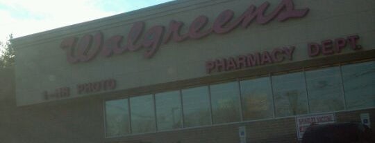 Walgreens is one of Tempat yang Disimpan Maria.