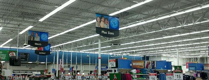 Walmart Supercenter is one of Bruna’s Liked Places.