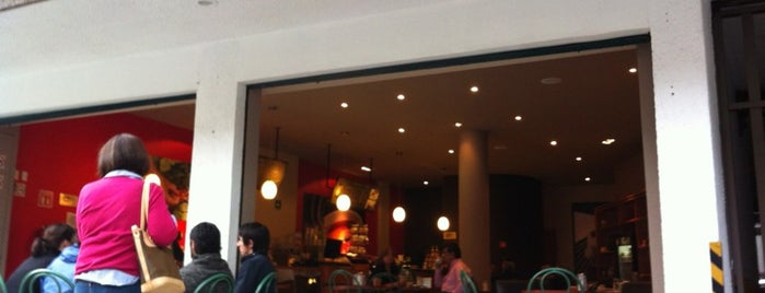 Café Emir is one of Tempat yang Disukai MissRed.