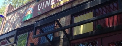 Vine Street Pub & Brewery is one of Justinさんのお気に入りスポット.