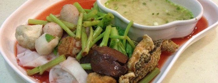 Yentafo Krueng Songe is one of Must-visit Food in Bangkok & Across the country.