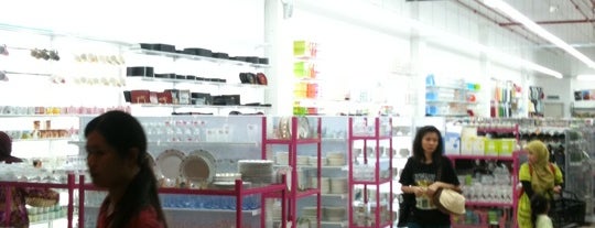 Daiso is one of Setia City Mall.