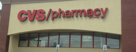 CVS pharmacy is one of Lugares favoritos de Ashley.