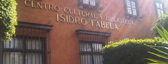 Centro Cultural Isidro Fabela is one of I <3 DF.