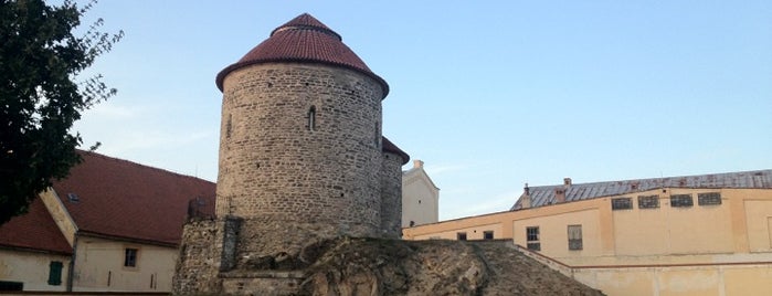 Znojemský hrad a Rotunda sv. Kateřiny is one of České hrady a zámky.