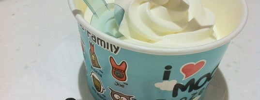 Moo Cow Frozen Yogurt is one of Sweet world .