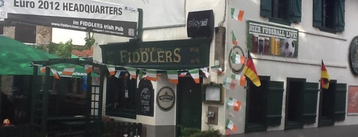 Fiddlers Irish Pub is one of War ich.