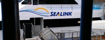 SeaLink Breakwater Terminal is one of Orte, die Mary gefallen.