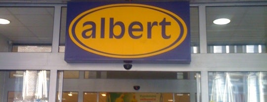 Albert is one of Tempat yang Disukai Nikos.